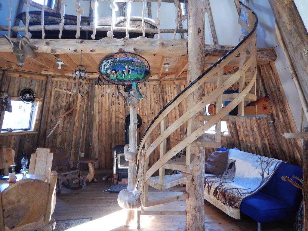Aux Tipis De La Riviere Sauvage Vila Saint Romain Exterior foto